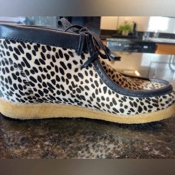 Clark’s Wallabee Boot - Picture 4 of 8